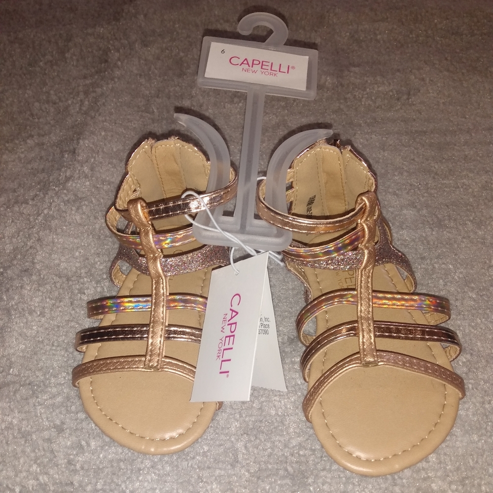 Capelli New York Sandals